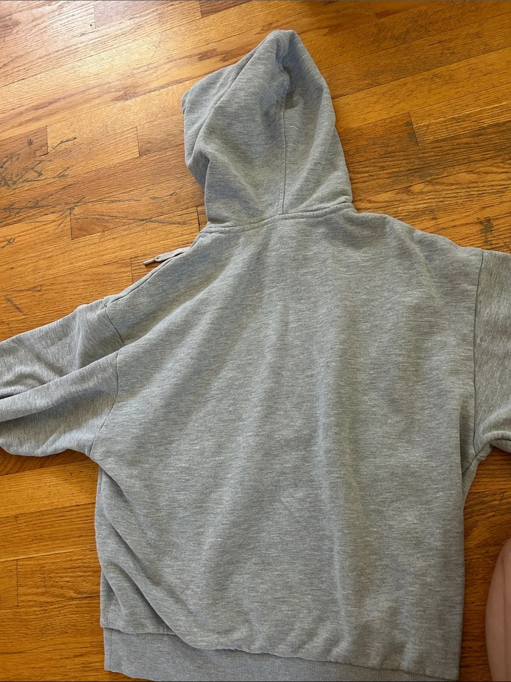 ALO Yoga Women's Light Grey Crewneck Hoodie with Silver Logo